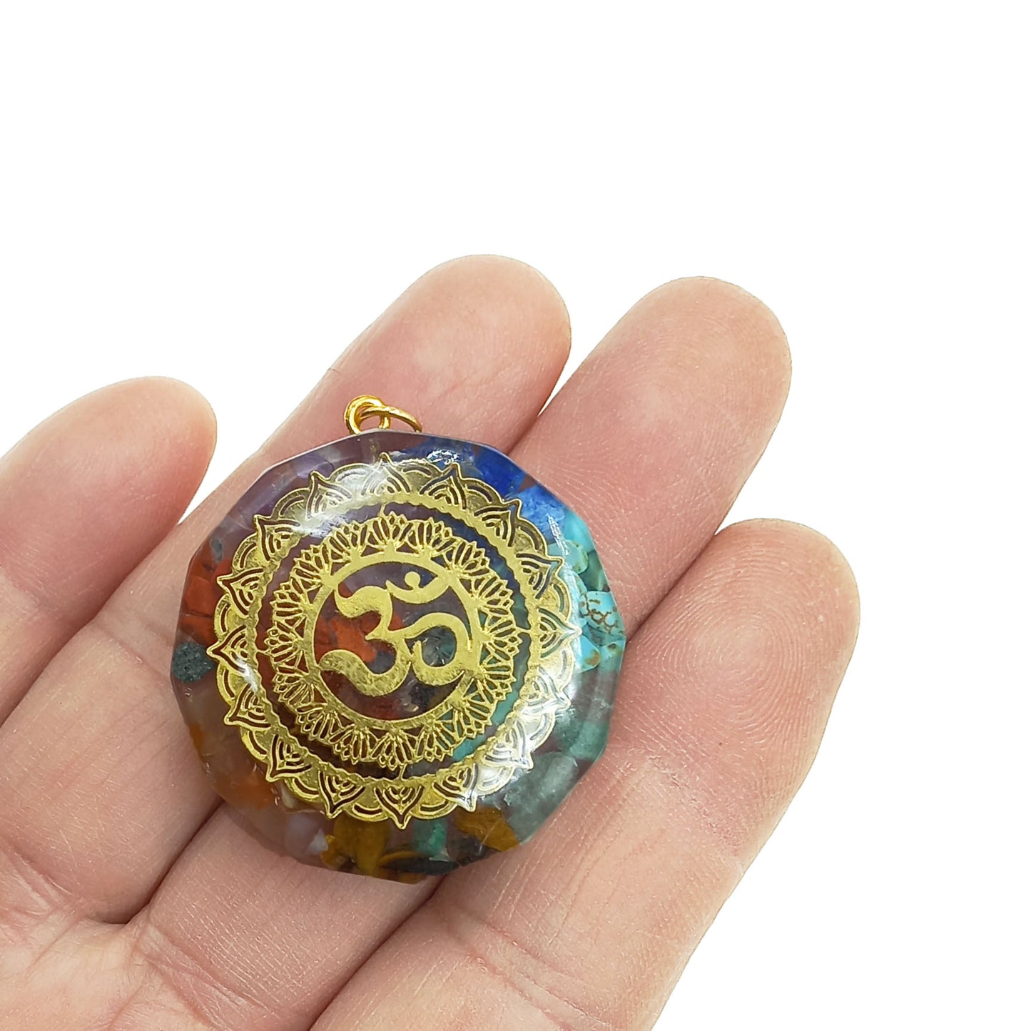 orgon dorado piedras mano om